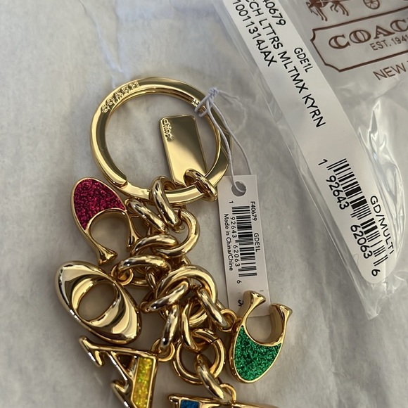 Coach signature logo key or bag charm - Picture 3 of 7
